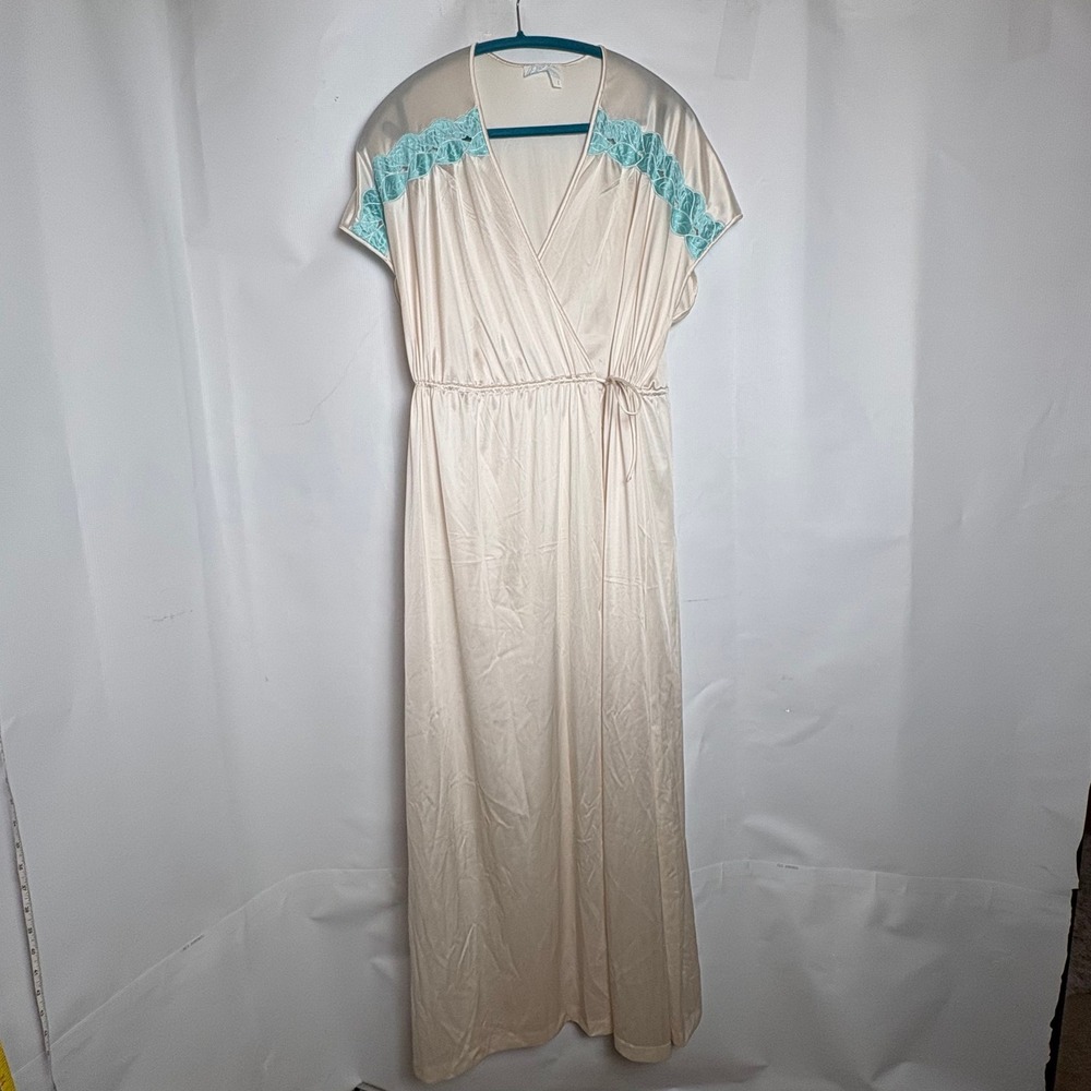 MG Vintage 70s Cream Maxi Robe Teal Leaf Embroidery Wrap‎ Front Size L USA Made
